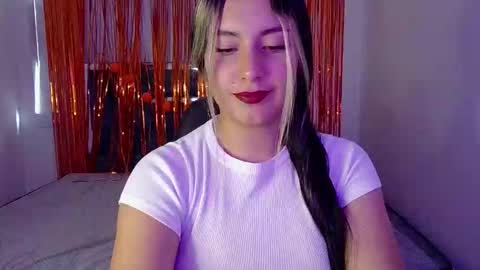 Lia  online show from November 11, 8:00 pm