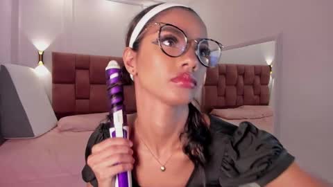 Snapshot of lia_girl2 chatting on February 7, 3:24 am Lia online show from February 7, 3:24 am