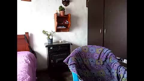 Lia online show from February 6, 7:40 pm