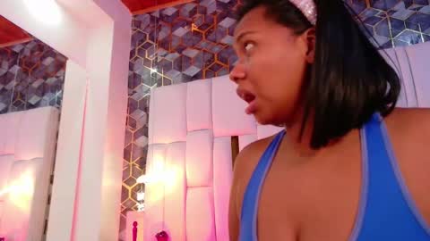 lia_mariana online show from October 12, 9:49 pm