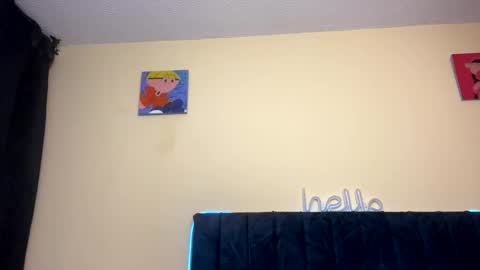 Little Queen Lia  online show from March 9, 2:05 am