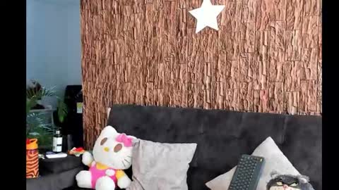 Snapshot of lia_rip01 chatting on October 24, 2:29 pm lia_rip01 online show from October 24, 2:29 pm