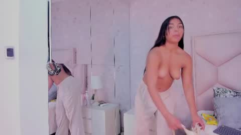 lia_saint online show from July 29, 3:28 am