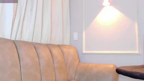 liz walton online show from December 3, 1:12 pm