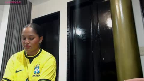 liaa_cams online show from June 16, 2:26 am