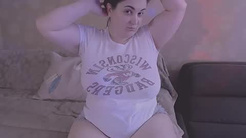miss Lia  colection for travel online show from May 10, 2:45 pm