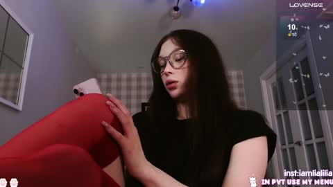 lialilia online show from January 17, 11:49 am