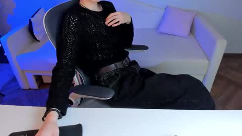 LIAM online show from March 27, 5:35 am