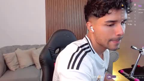 Liam Collins online show from March 5, 2:56 pm