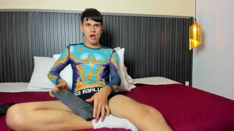 Liam 3 online show from December 15, 9:11 pm