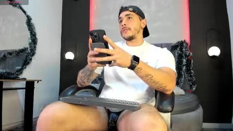 Liam online show from December 21, 10:38 pm