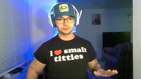 LiamNotSoNormal online show from December 22, 6:17 am