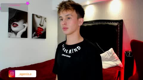 liam online show from February 16, 4:32 am