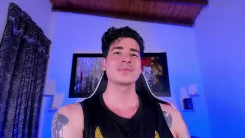 liamwyatt_ online show from July 31, 3:51 am
