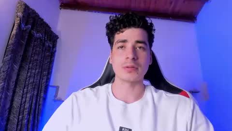 liamwyatt_ online show from August 8, 3:05 am