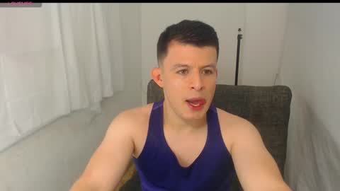 lian_eathan online show from February 21, 10:02 pm