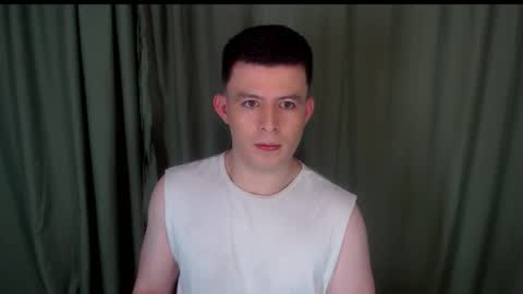 lian_eathan online show from October 27, 2:33 am