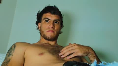 Lian Oconner online show from December 4, 2:00 am