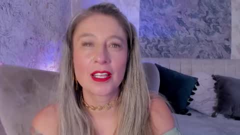 Lian online show from October 16, 8:18 pm