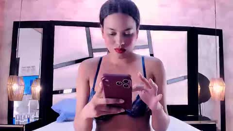 Lia obrien online show from January 11, 8:26 pm