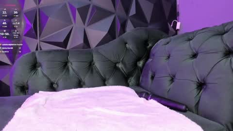 Lia Tompson online show from September 13, 12:35 am