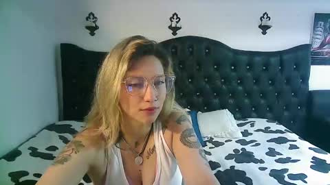 licethf00x online show from September 16, 1:02 pm