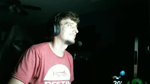 cutiepie101 online show from October 26, 8:15 am