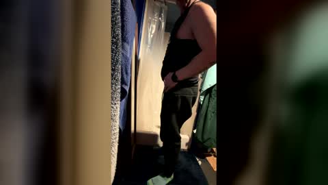 IM A BAD DAWGY WOOF WOOF online show from April 27, 1:14 am