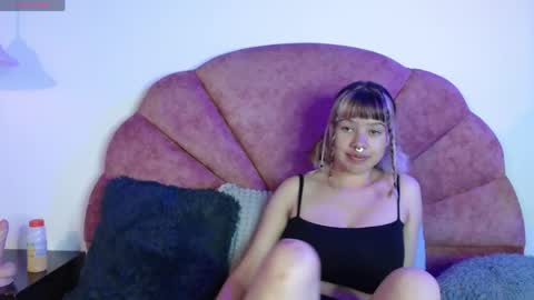 lickpink1_ online show from April 22, 4:19 am