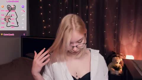 Ann online show from October 13, 7:16 pm