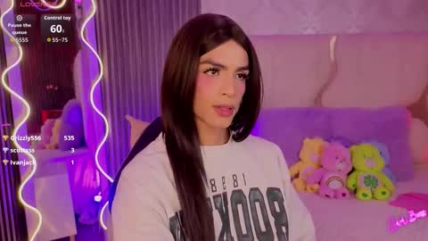 LIHIAN online show from February 16, 8:01 am