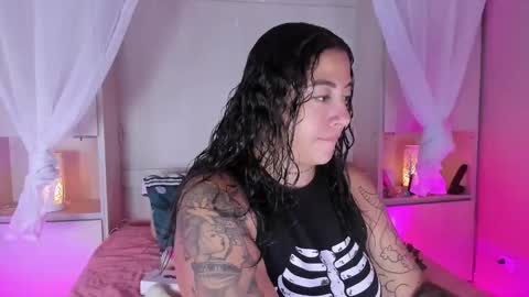         online show from November 11, 11:45 am