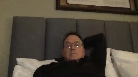 liketowatch online show from December 23, 4:40 am