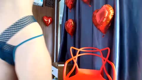 Mia                   Onlyfans link -  online show from February 23, 4:50 am