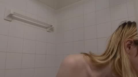 lil gemmie online show from September 29, 7:46 pm