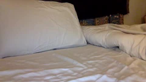 LIL i online show from December 13, 11:33 pm