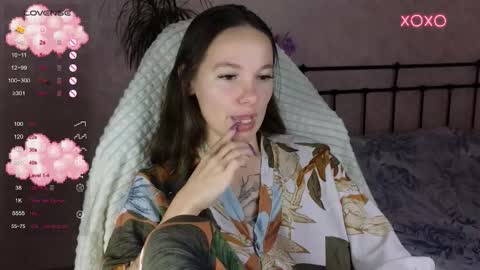 little moon online show from November 13, 10:34 pm