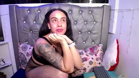   online show from March 3, 3:00 pm