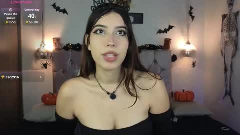Snapshot of lila_min chatting on October 15, 2:18 pm lila_min online show from October 15, 2:18 pm