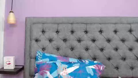 Lilasuni online show from December 4, 8:45 pm