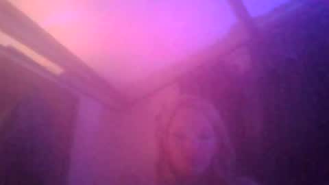 Snapshot of lilbit4u chatting on December 29, 2:49 am lilbit4u online show from December 29, 2:49 am