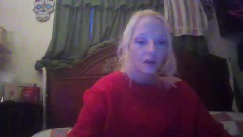 Snapshot of lilbit4u chatting on February 19, 11:36 pm lilbit4u online show from February 19, 11:36 pm