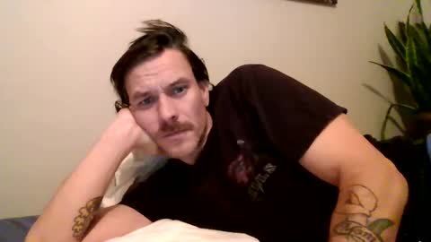 Snapshot of lildeer1980 chatting on December 24, 9:55 pm lildeer1980 online show from December 24, 9:55 pm