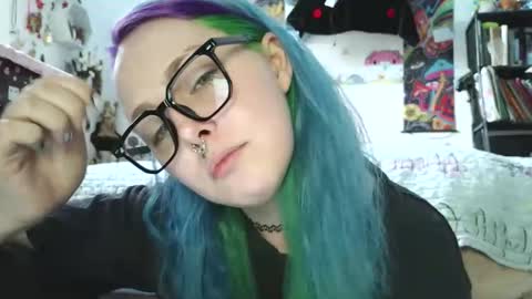 Snapshot of lilemmy1999 chatting on February 19, 8:10 pm emily ryanson online show from February 19, 8:10 pm