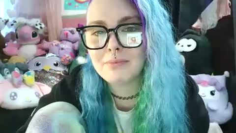 Snapshot of lilemmy1999 chatting on February 17, 7:55 pm emily ryanson online show from February 17, 7:55 pm