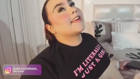 Miss Lili  online show from August 4, 11:34 pm