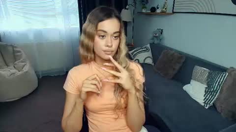 Melisa online show from June 26, 10:53 am