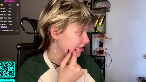 Lilian online show from April 14, 7:11 am