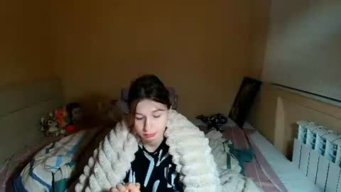 liliawoolf online show from October 15, 4:52 pm