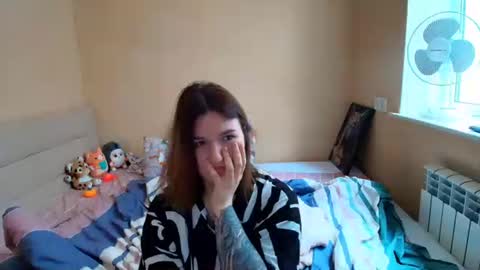 liliawoolf online show from October 18, 11:47 am